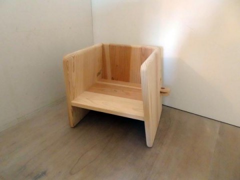 chivicco chairサムネイル